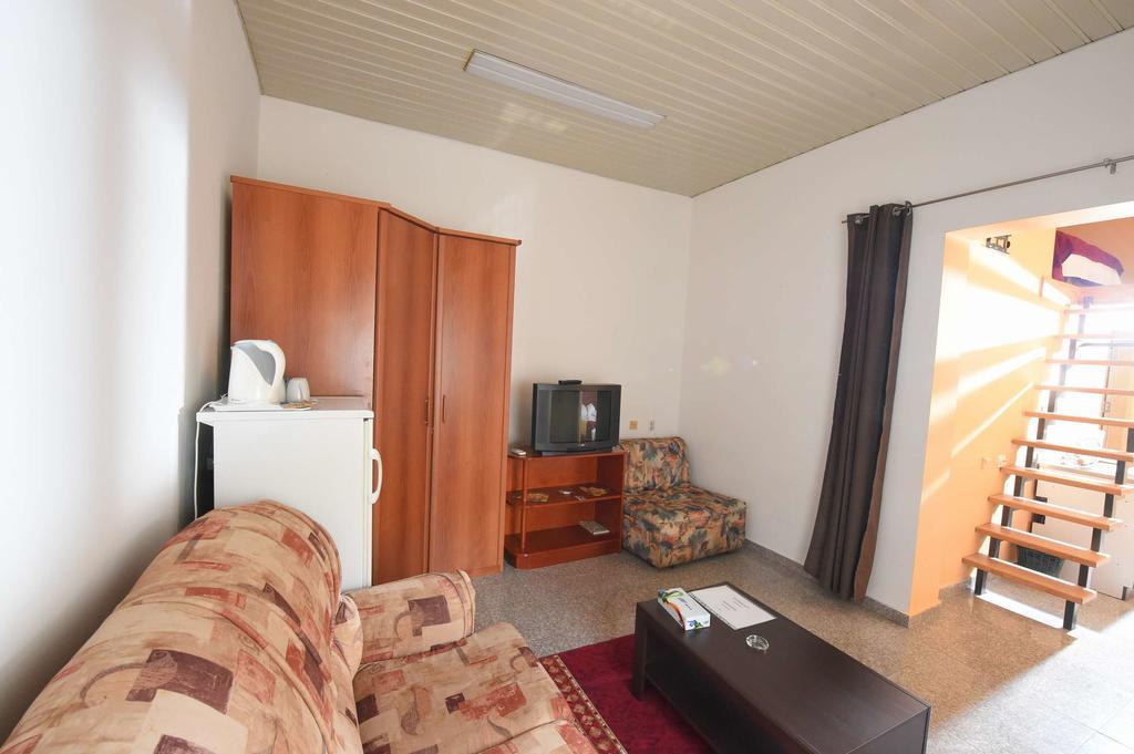 Apartment Inn Rooms Нови-Сад Номер фото